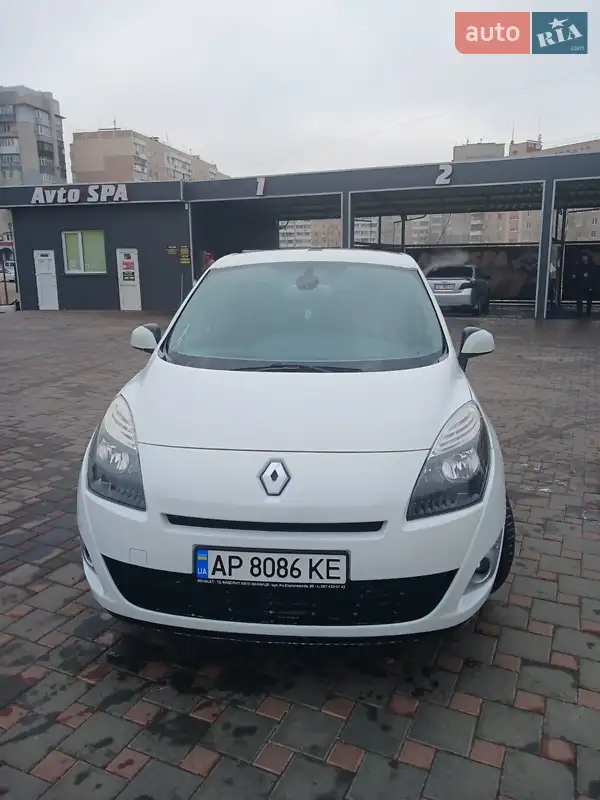 Renault Grand Scenic