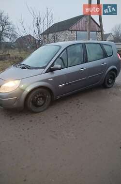 Минивэн Renault Grand Scenic 2005 в 