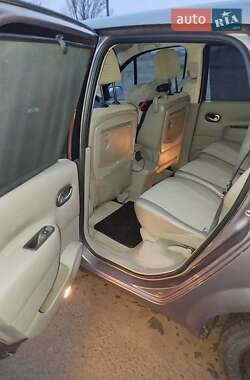 Минивэн Renault Grand Scenic 2005 в 