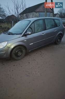 Минивэн Renault Grand Scenic 2005 в 