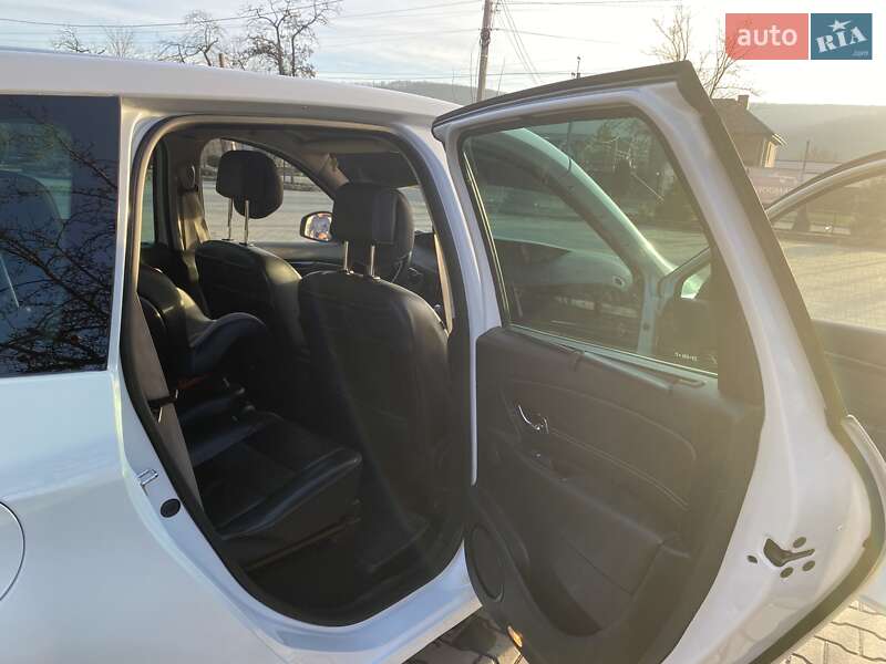 Минивэн Renault Grand Scenic 2012 в Могилев-Подольске фото 15 Минивэн Renault Grand Scenic 2012 в Могилев-Подольске