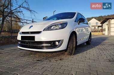 Минивэн Renault Grand Scenic 2012 в 