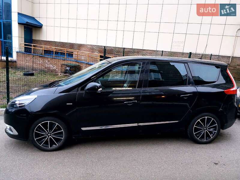 Renault Grand Scenic 2012