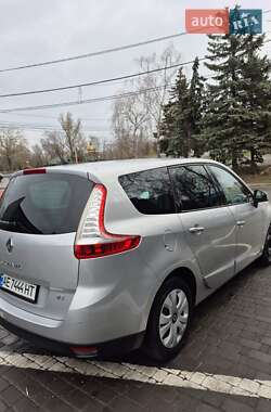 Мінівен Renault Grand Scenic 2011 в Дніпрі