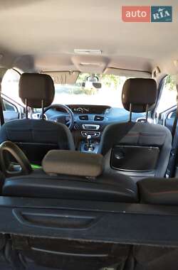 Минивэн Renault Grand Scenic 2012 в 
