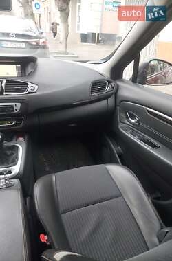 Минивэн Renault Grand Scenic 2013 в 