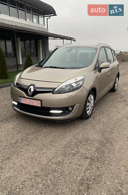 Renault Grand Scenic 2013