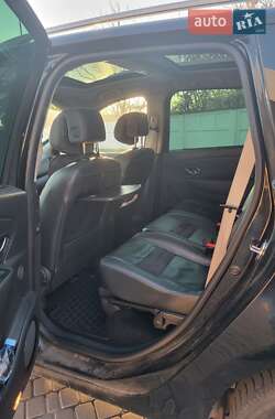 Минивэн Renault Grand Scenic 2013 в 