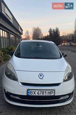 Renault Grand Scenic 2012