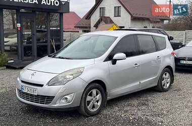 Renault Grand Scenic 2011