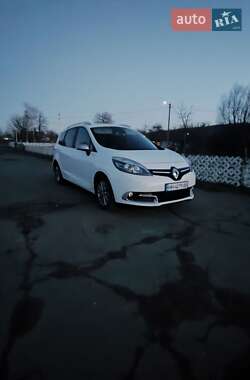 Renault Grand Scenic 2013