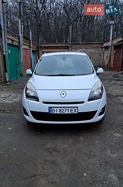 Минивэн Renault Grand Scenic 2010 в Полтаве