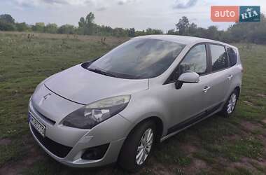 Renault Grand Scenic 2010 Renault Grand Scenic 2010