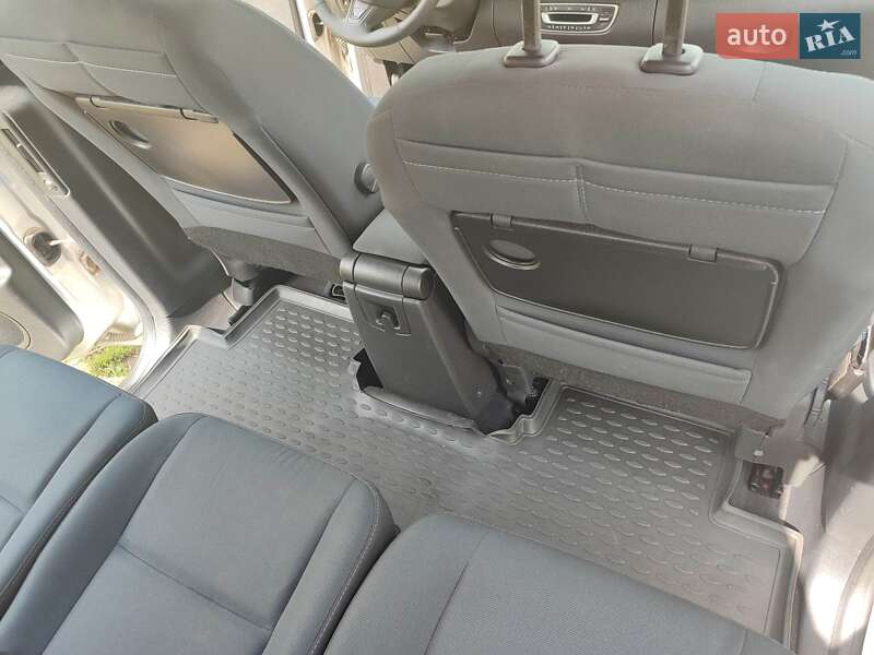 Минивэн Renault Grand Scenic 2010 в Бердичеве