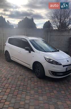 Renault Grand Scenic 2012