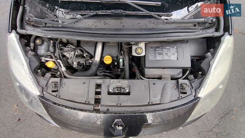 Минивэн Renault Grand Scenic 2011 в Киеве