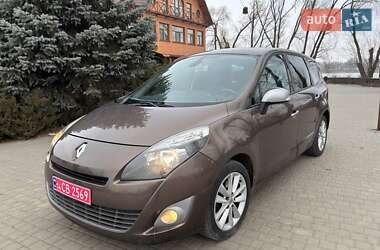 Renault Grand Scenic 2011