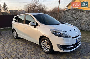 Renault Grand Scenic 2012