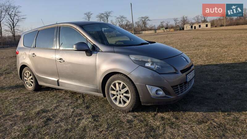 Мінівен Renault Grand Scenic 2010 в Дніпрі
