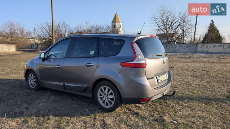 Мінівен Renault Grand Scenic 2010 в Дніпрі