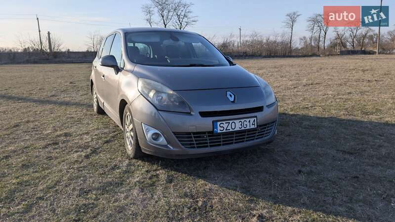 Мінівен Renault Grand Scenic 2010 в Дніпрі