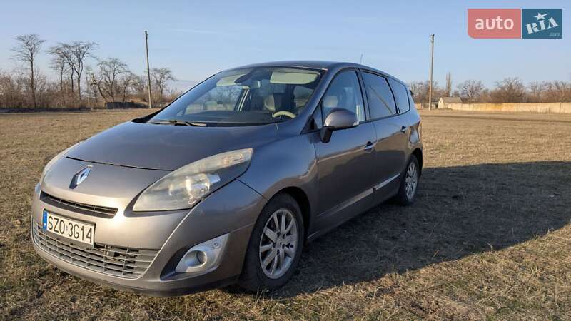 Мінівен Renault Grand Scenic 2010 в Дніпрі