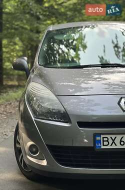 Мінівен Renault Grand Scenic 2011 в Хмельницькому