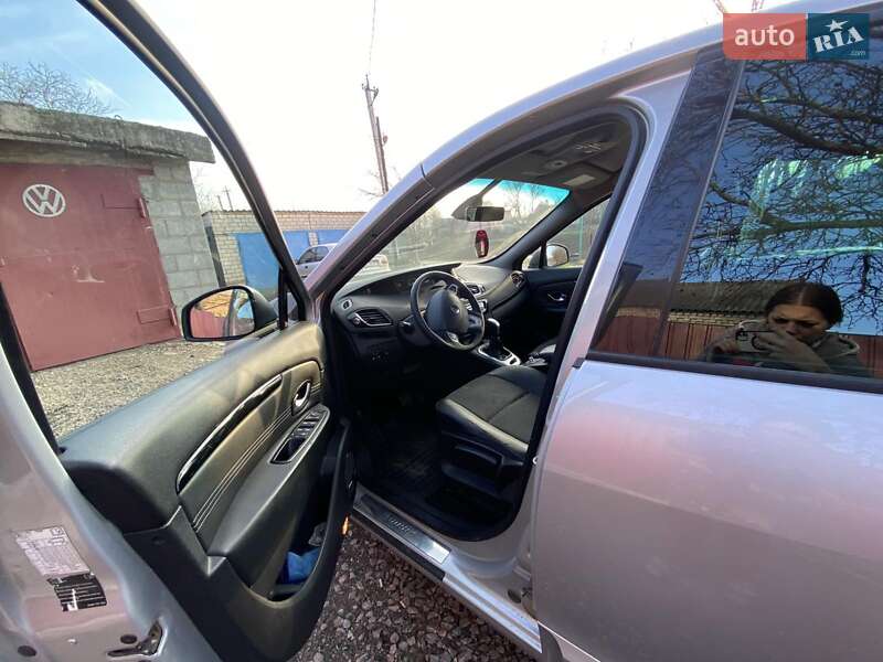 Минивэн Renault Grand Scenic 2011 в Никополе фото 22 Минивэн Renault Grand Scenic 2011 в Никополе