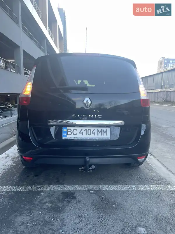 Renault Grand Scenic 2015