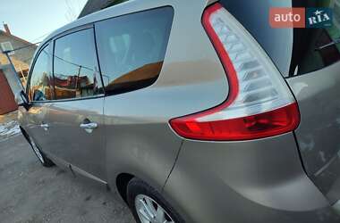 Минивэн Renault Grand Scenic 2009 в Дубно