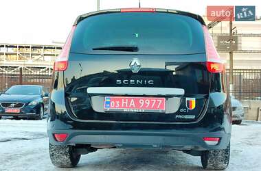 Минивэн Renault Grand Scenic 2011 в 