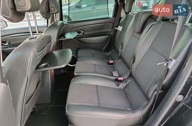 Минивэн Renault Grand Scenic 2011 в 