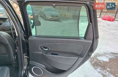 Минивэн Renault Grand Scenic 2011 в 