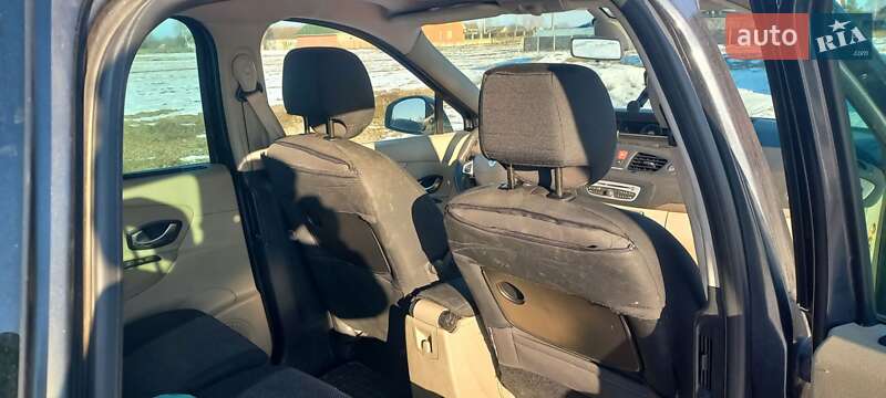 Минивэн Renault Grand Scenic 2011 в Сарнах