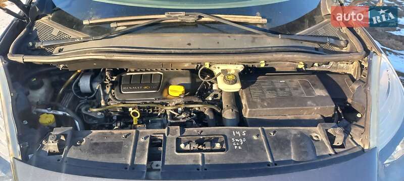 Минивэн Renault Grand Scenic 2011 в Сарнах