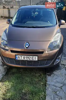 Renault Grand Scenic 2011