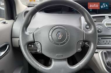 Минивэн Renault Grand Scenic 2006 в 