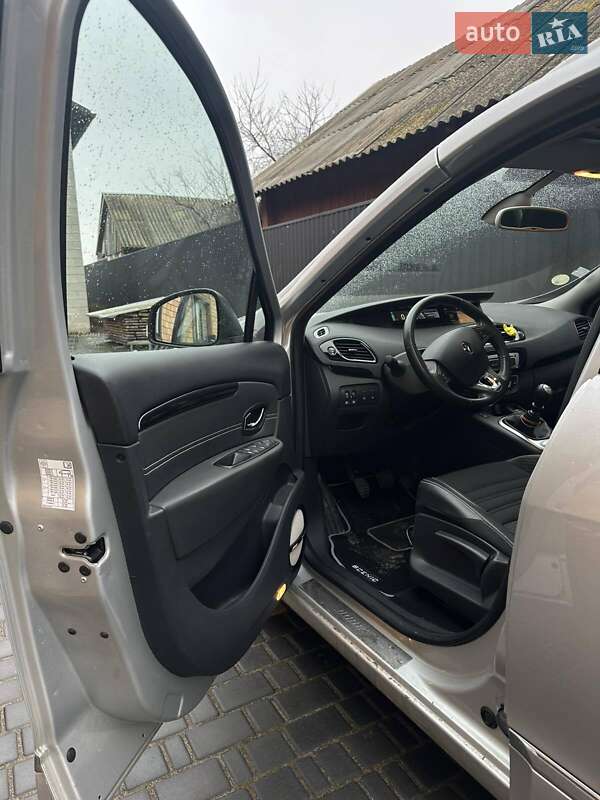 Минивэн Renault Grand Scenic 2016 в Дубровице