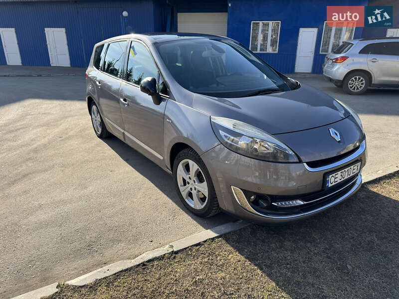 Renault Grand Scenic 2012