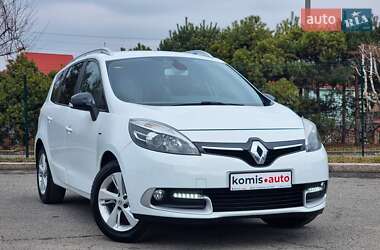 Renault Grand Scenic 2015