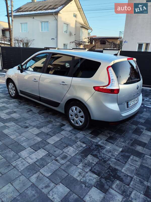 Минивэн Renault Grand Scenic 2010 в Ивано-Франковске фото 7 Минивэн Renault Grand Scenic 2010 в Ивано-Франковске