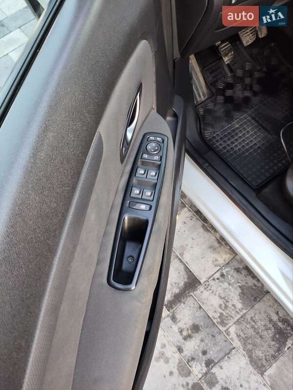 Минивэн Renault Grand Scenic 2010 в Ивано-Франковске фото 14 Минивэн Renault Grand Scenic 2010 в Ивано-Франковске