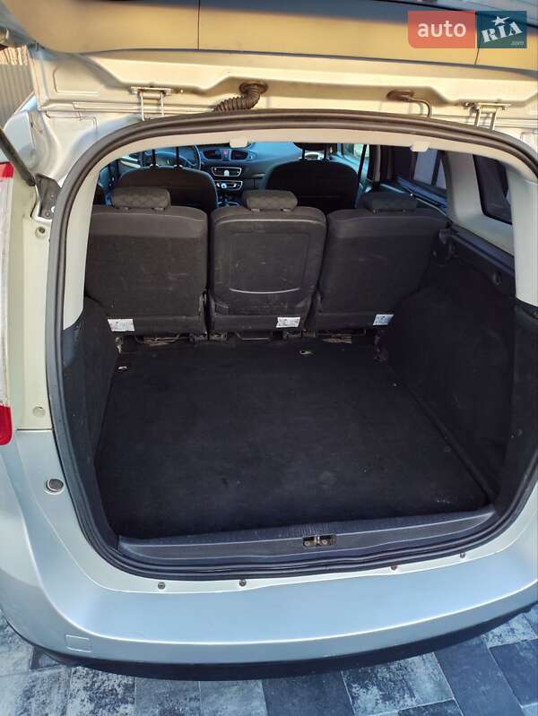 Минивэн Renault Grand Scenic 2010 в Ивано-Франковске фото 17 Минивэн Renault Grand Scenic 2010 в Ивано-Франковске