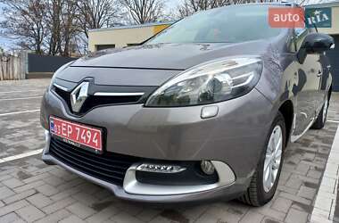 Минивэн Renault Grand Scenic 2015 в 
