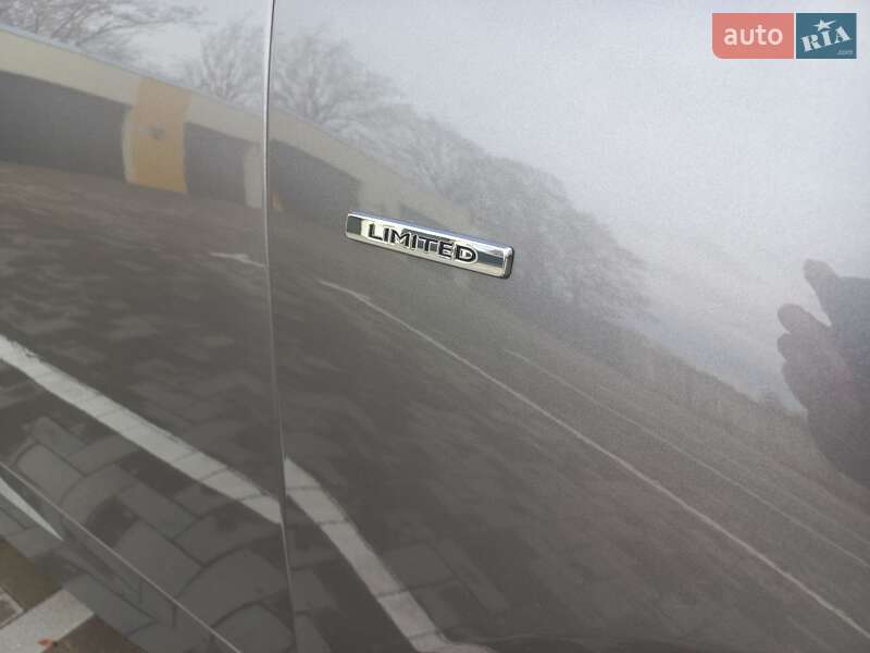 Мінівен Renault Grand Scenic 2015 в Луцьку