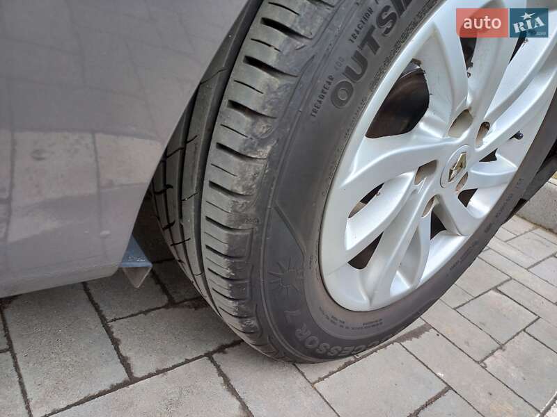 Мінівен Renault Grand Scenic 2015 в Луцьку