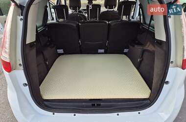 Минивэн Renault Grand Scenic 2009 в 