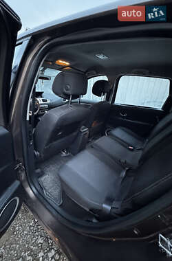 Минивэн Renault Grand Scenic 2010 в 