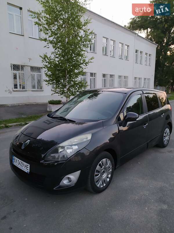 Renault Grand Scenic 2010