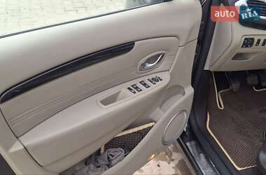 Мінівен Renault Grand Scenic 2010 в 